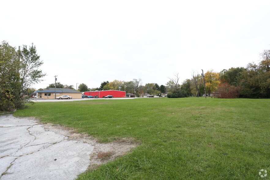 1301 N Cedar Rd, New Lenox, IL à vendre - Photo de l’immeuble – Image 2 sur 3