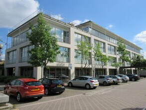 450-500 Silbury Blvd, Milton Keynes à louer Photo de l’immeuble– Image 1 sur 1