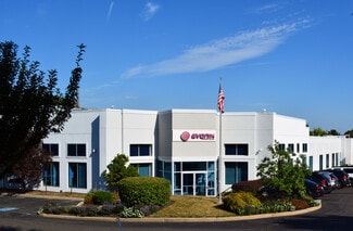 Plus de détails pour 723 Electronic Dr, Horsham Township, PA - Local d’activités à vendre