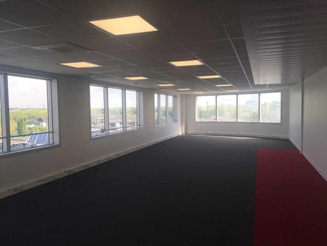 Plus de détails pour 23 Allée Des Impressionnistes, Villepinte - Bureau à vendre