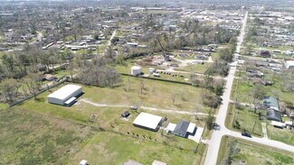 Plus de détails pour 16326 Bear Bayou Dr, Channelview, TX - Local d’activités à vendre