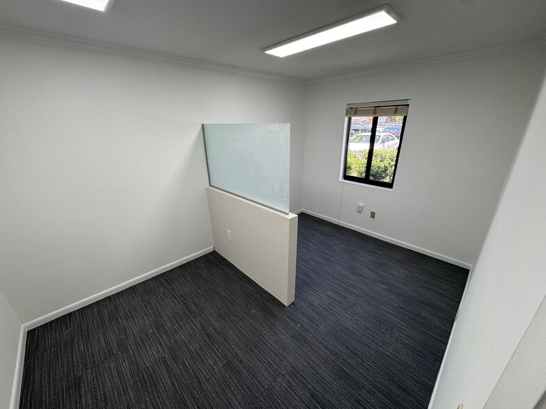 7250 SW 39th Ter, Miami, FL à louer - Photo de l’immeuble – Image 3 sur 4