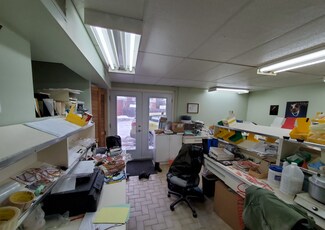 Plus de détails pour 3994 Boul Saint-Martin O, Laval, QC - Local commercial à vendre