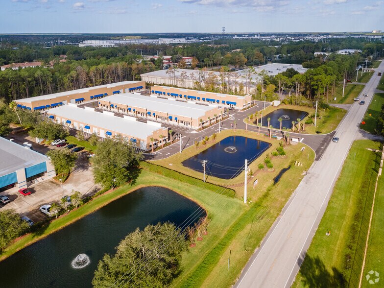 500 Fentress Blvd, Daytona Beach, FL à louer - Aérien – Image 3 sur 19