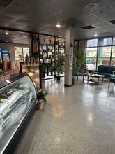 585-695 N Atlantic Ave, Cocoa Beach, FL à louer Photo intérieure– Image 2 sur 2