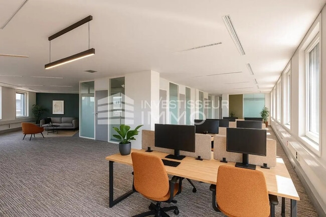 Plus de détails pour Bureau à vendre