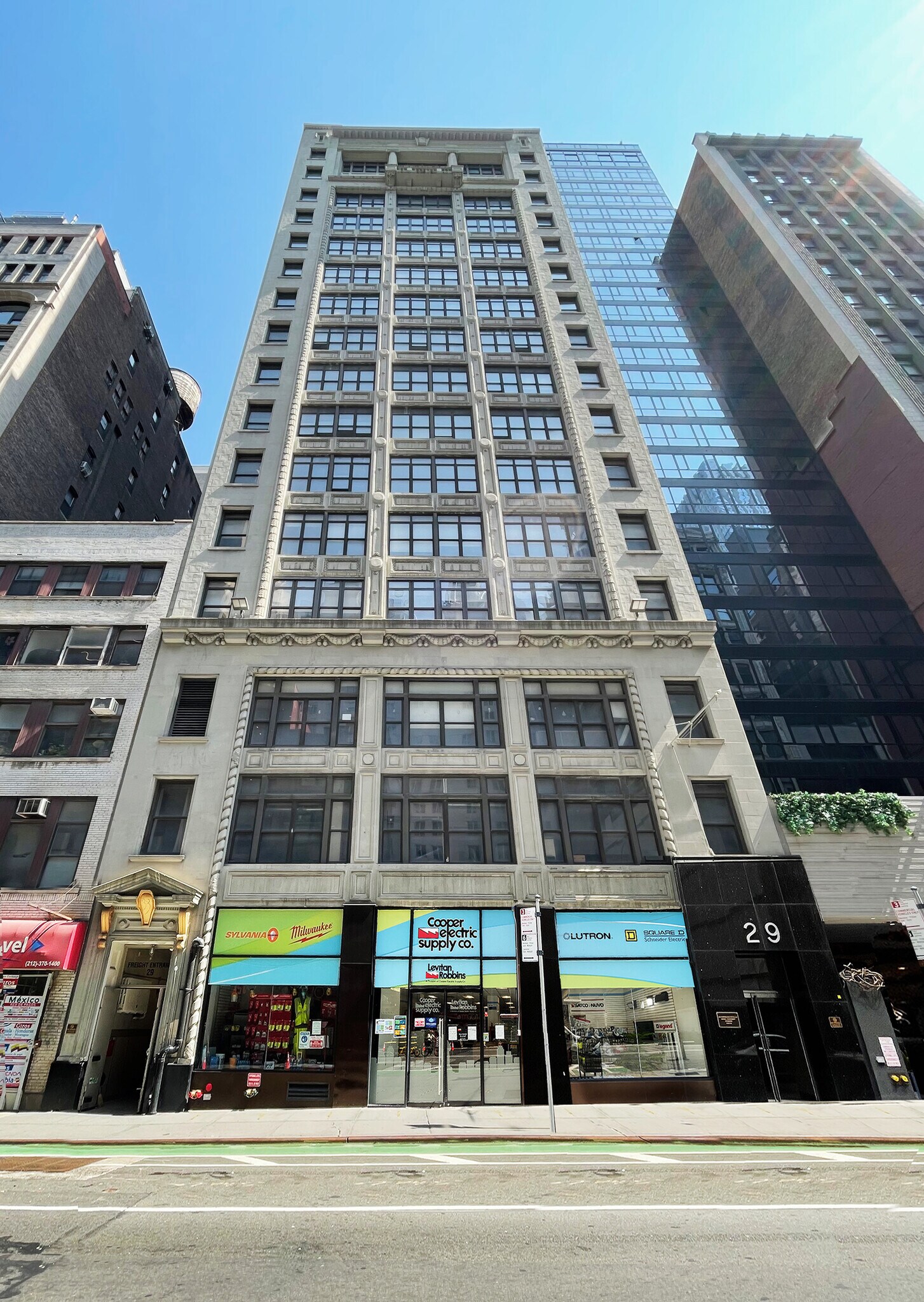 29 W 38th St, New York, NY à louer Photo principale– Image 1 sur 9