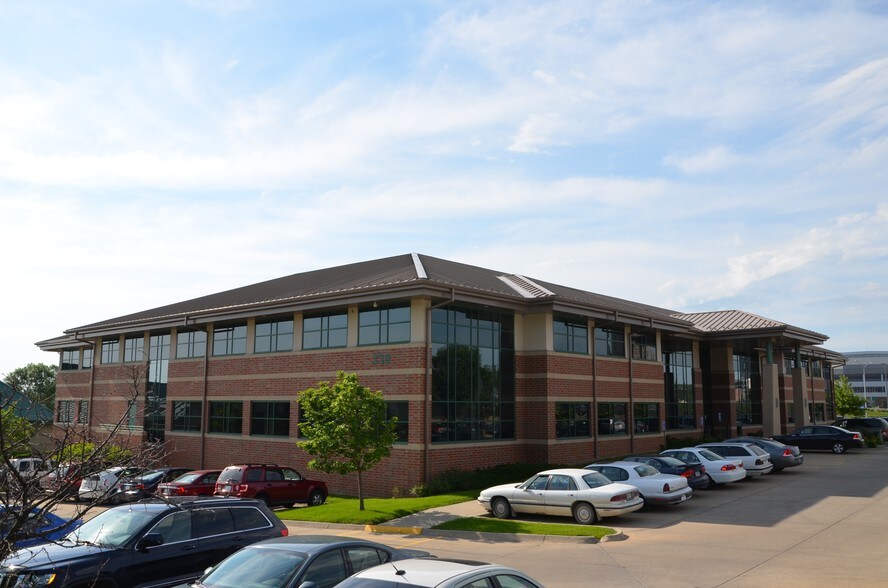 330 Laurel St, Des Moines, IA à louer - Photo de l’immeuble – Image 1 sur 3