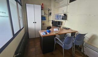 Plus de détails pour Local commercial à louer