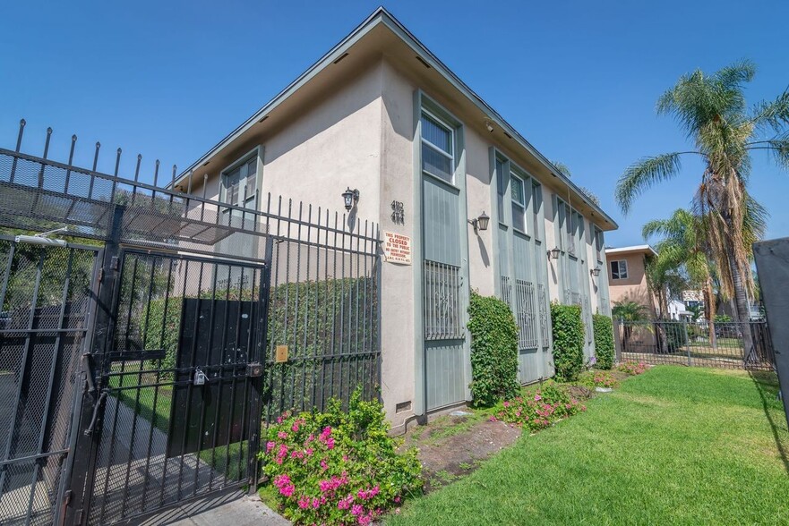 4106 Palmwood Dr, Los Angeles, CA à vendre - Photo principale – Image 1 sur 11