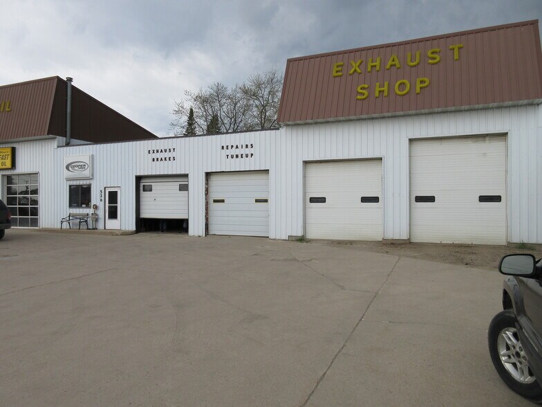 526 S Phillips St, Algona, IA à vendre - Photo de l’immeuble – Image 2 sur 10