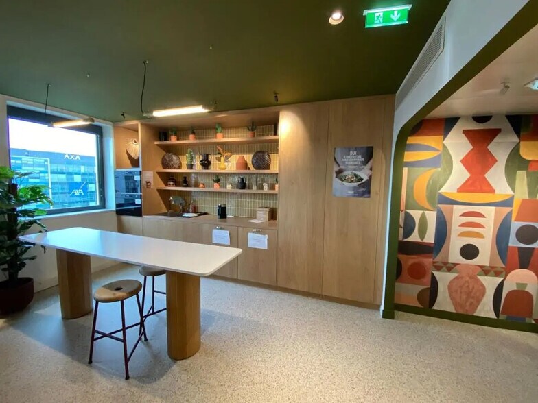 21 Rue Des Trois Fontanot, Nanterre à louer - Photo intérieure – Image 3 sur 10