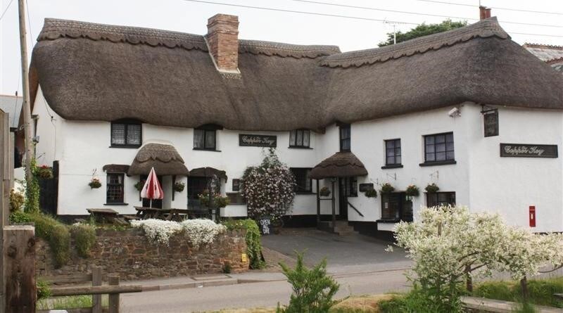 Fore St, North Tawton à vendre - Photo principale – Image 1 sur 6