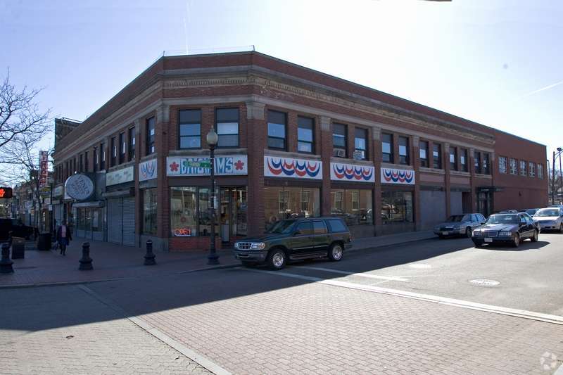1621-1629 Blue Hill Ave, Mattapan, MA à louer - Photo principale – Image 1 sur 2