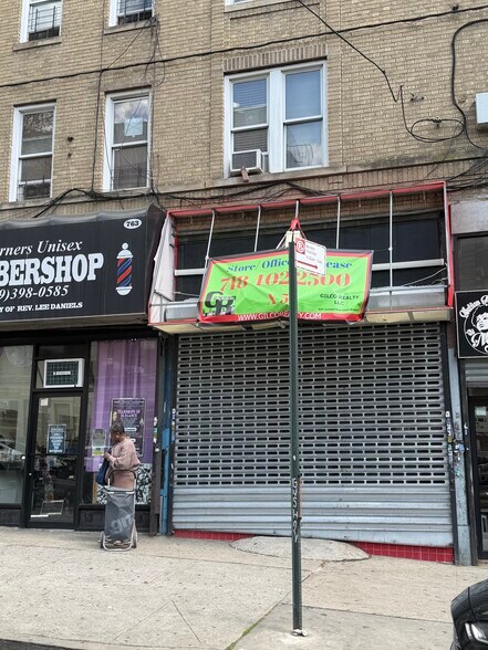 757 E 169th St, Bronx, NY à louer - Photo de l’immeuble – Image 2 sur 6