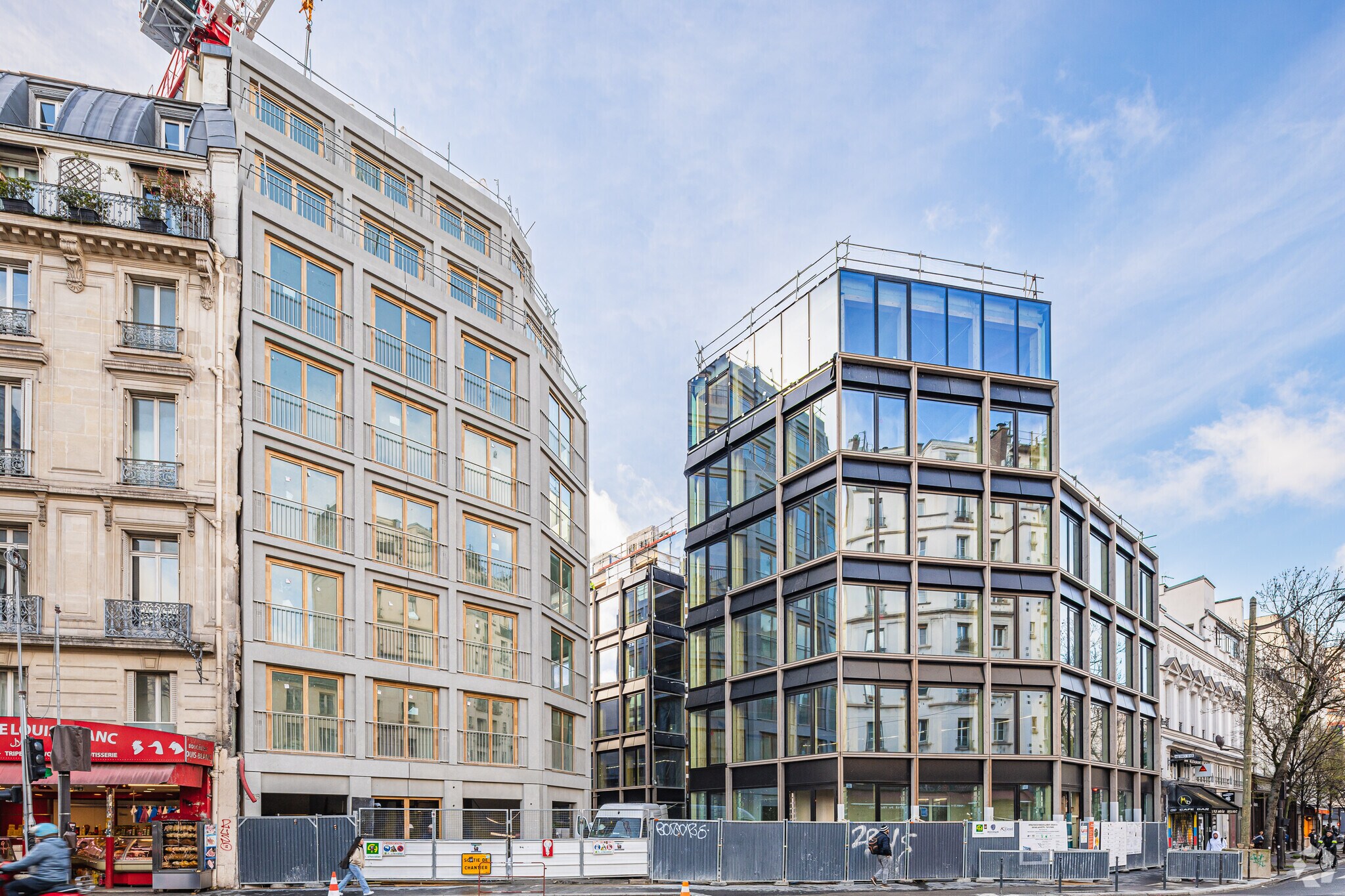 206 Rue La Fayette, Paris à louer Photo principale– Image 1 sur 3