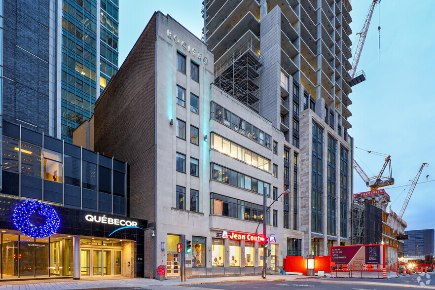 614 Rue Saint-Jacques, Montréal, QC à louer - Photo de l’immeuble – Image 1 sur 9