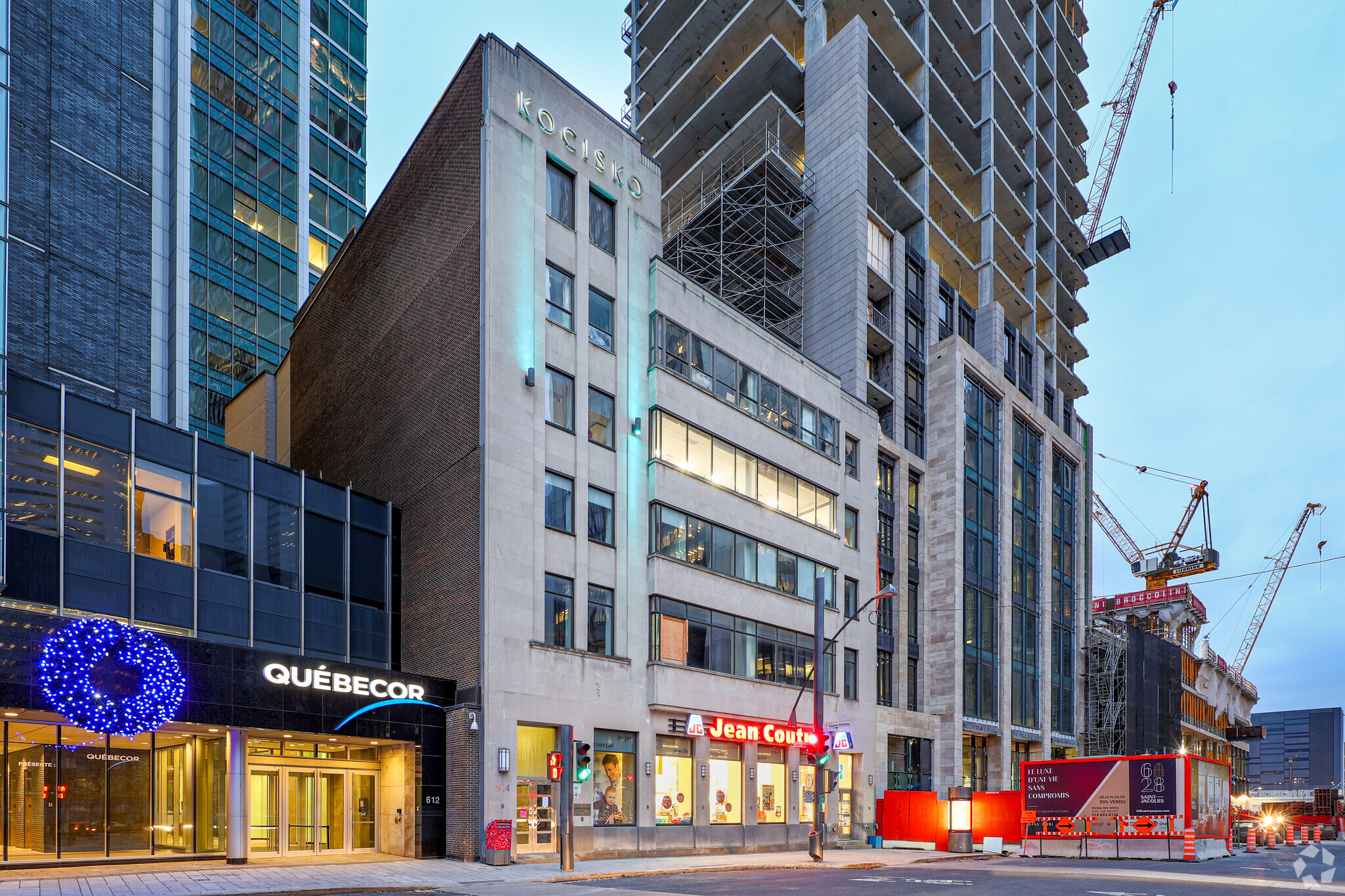 614 Rue Saint-Jacques, Montréal, QC à louer Photo de l’immeuble– Image 1 sur 10