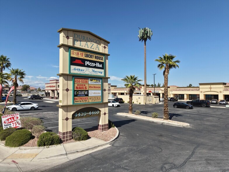 4460 S Durango Dr, Las Vegas, NV à louer - Photo de l’immeuble – Image 3 sur 10