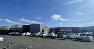 Plus de détails pour Local d'activités à louer