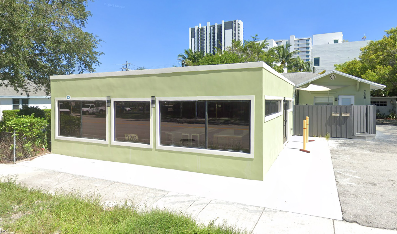 736 NE 3rd Ave, Fort Lauderdale, FL à vendre Photo principale– Image 1 sur 3