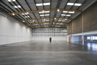 Plus de détails pour Dunfermline Ct, Milton Keynes - Industriel/Logistique à louer