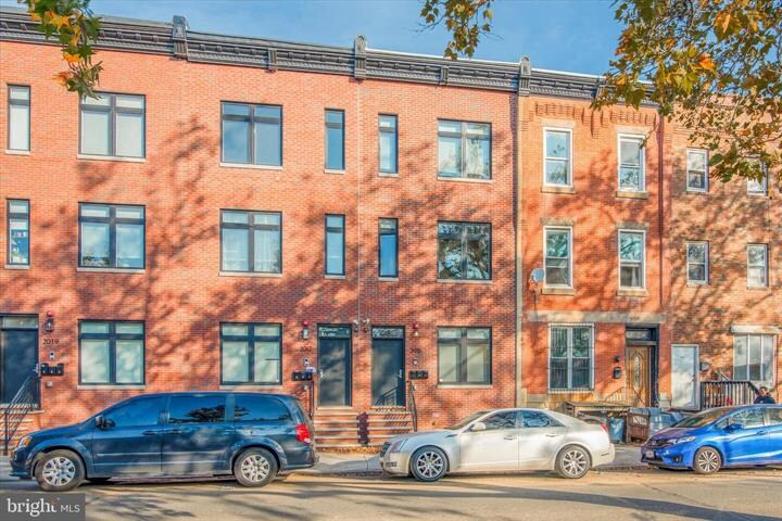 2015-2019 N College Ave, Philadelphia, PA à vendre - Photo de l’immeuble – Image 1 sur 23