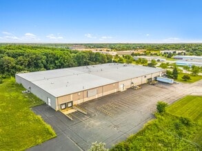 8440 N 87th St, Milwaukee, WI à vendre Photo intérieure– Image 2 sur 3