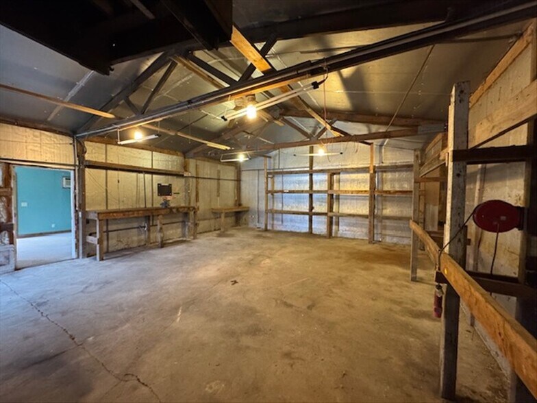 315 E Maple St, Shelbina, MO à vendre - Photo de l’immeuble – Image 3 sur 20