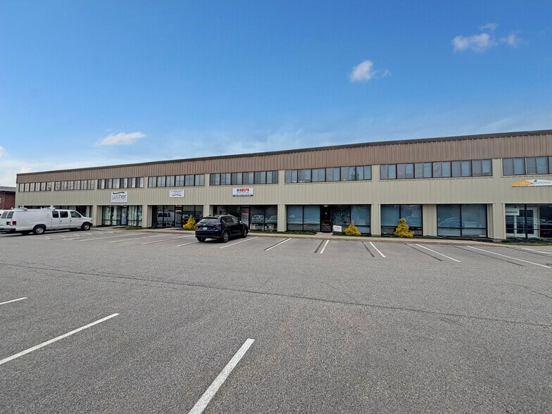 210 West Rd, Portsmouth, NH à louer - Photo de l’immeuble – Image 1 sur 5