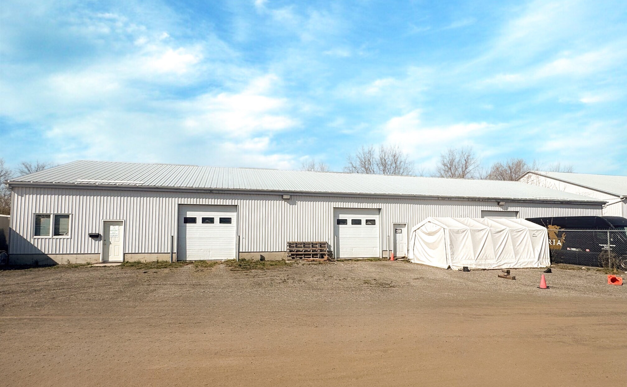 56 Canaan St, Strathroy-Caradoc, ON à louer Photo de l’immeuble– Image 1 sur 2