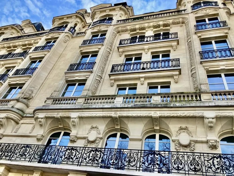 119-121 Avenue Des Champs Elysées, Paris à louer Photo de l’immeuble– Image 1 sur 11