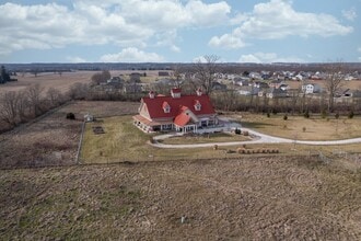 10222 Augusta Ln, Piqua, OH - VUE AÉRIENNE  vue de carte - Image1