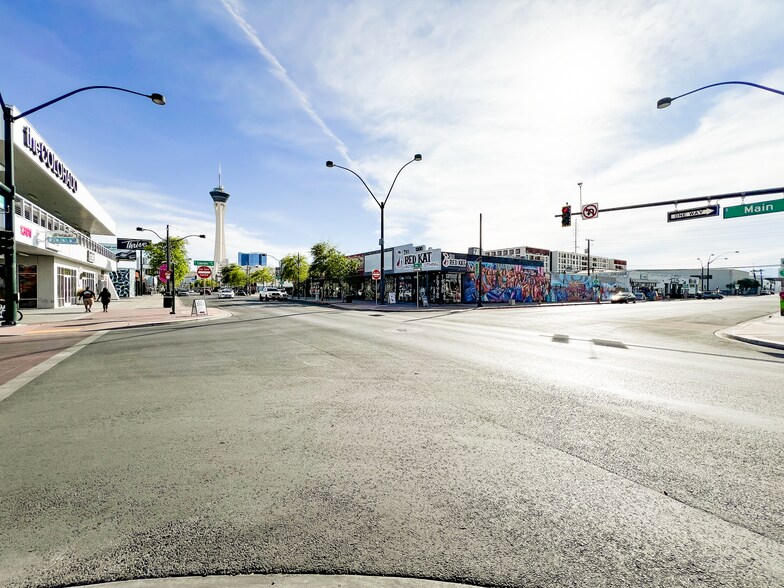 1300 S Main St, Las Vegas, NV à louer - Photo de l’immeuble – Image 3 sur 25