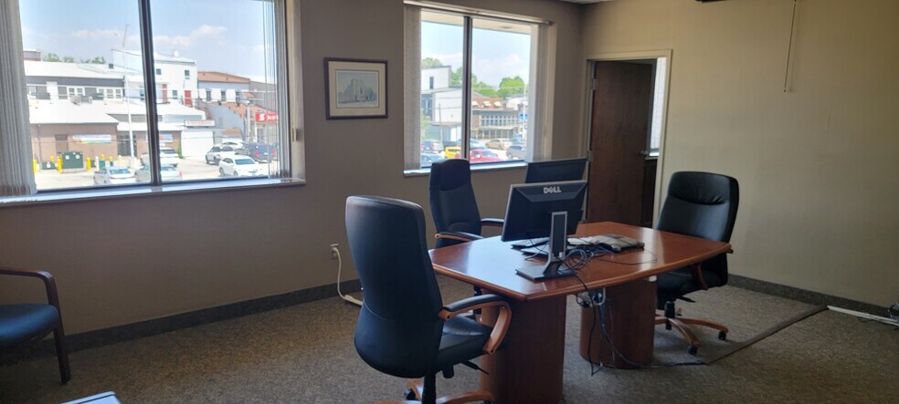 18 Sydenham St E, Aylmer, ON à louer - Photo intérieure – Image 3 sur 12