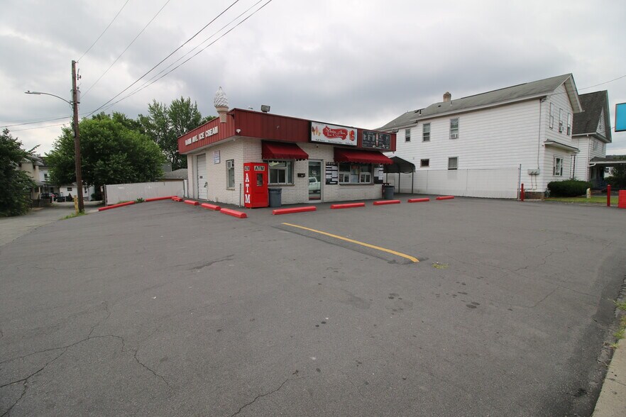 1706 N Main Ave, Scranton, PA à vendre - Photo de l’immeuble – Image 3 sur 21