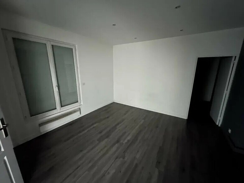 36 Avenue Du Général Leclerc, Maisons-Alfort à louer - Photo de l’immeuble – Image 3 sur 4