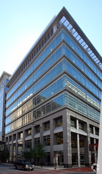 800 Walnut St, Des Moines, IA à vendre - Photo de l’immeuble – Image 3 sur 10