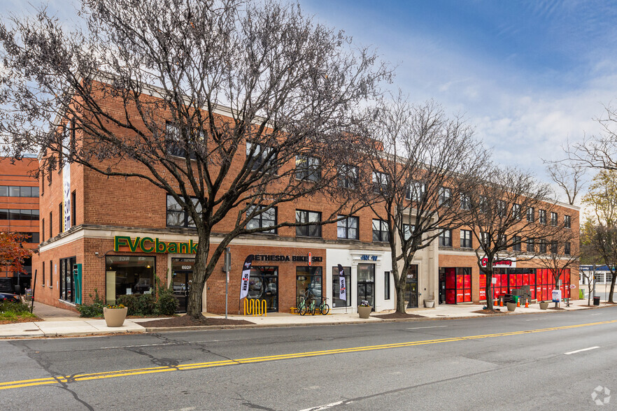 6917 Arlington Rd, Bethesda, MD à louer - Photo de l’immeuble – Image 1 sur 7