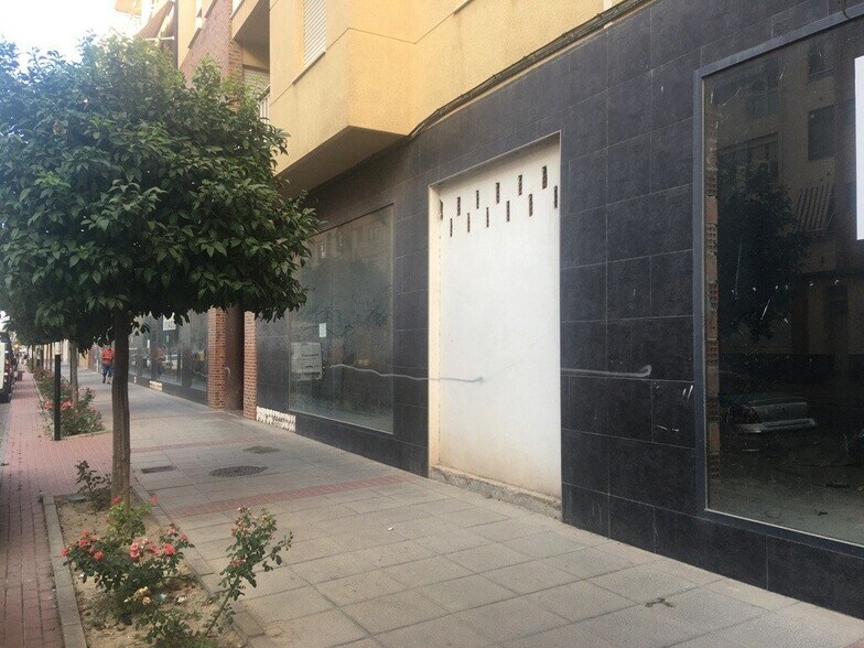Local commercial dans Lorca, Murcia à louer - Photo de l’immeuble – Image 2 sur 9