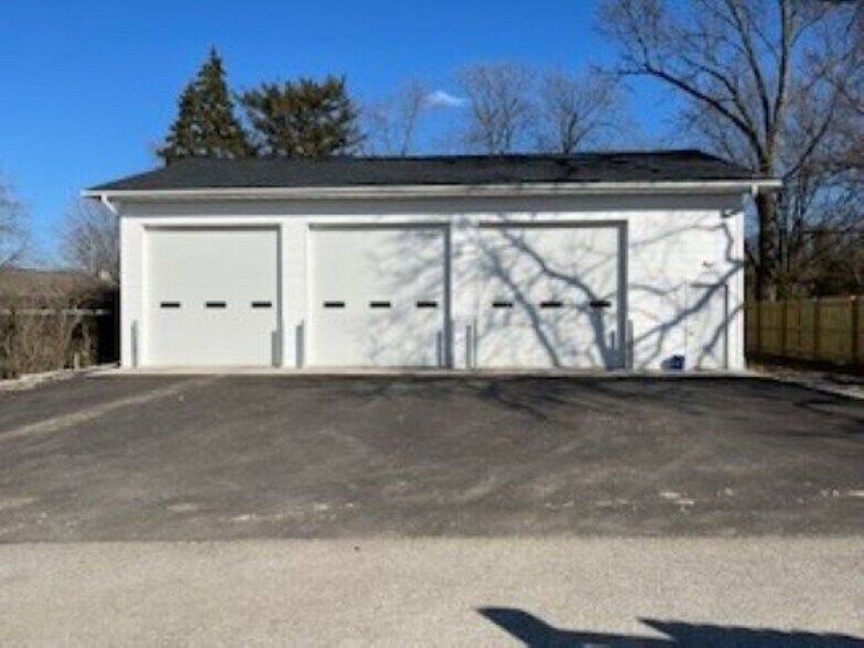15 S Pampas Dr, Cortland, IL à vendre - Photo de l’immeuble – Image 2 sur 3