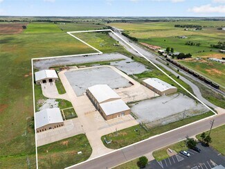 Plus de détails pour 906 S Eastern Ave, Elk City, OK - Industriel/Logistique à louer