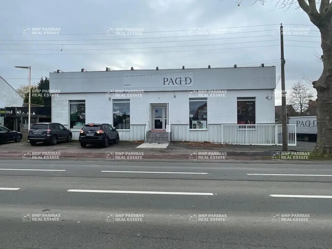 Plus de détails pour Local d’activités à vendre
