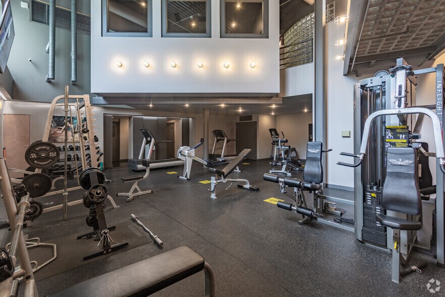 925 W Huron St, Chicago, IL à louer - Photo de l’immeuble – Image 3 sur 10