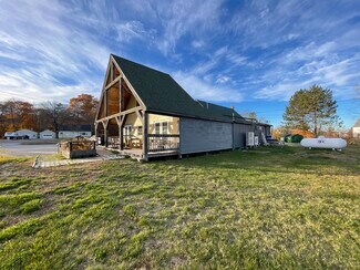 Plus de détails pour 1055 Lewiston Rd, New Gloucester, ME - Local commercial à vendre