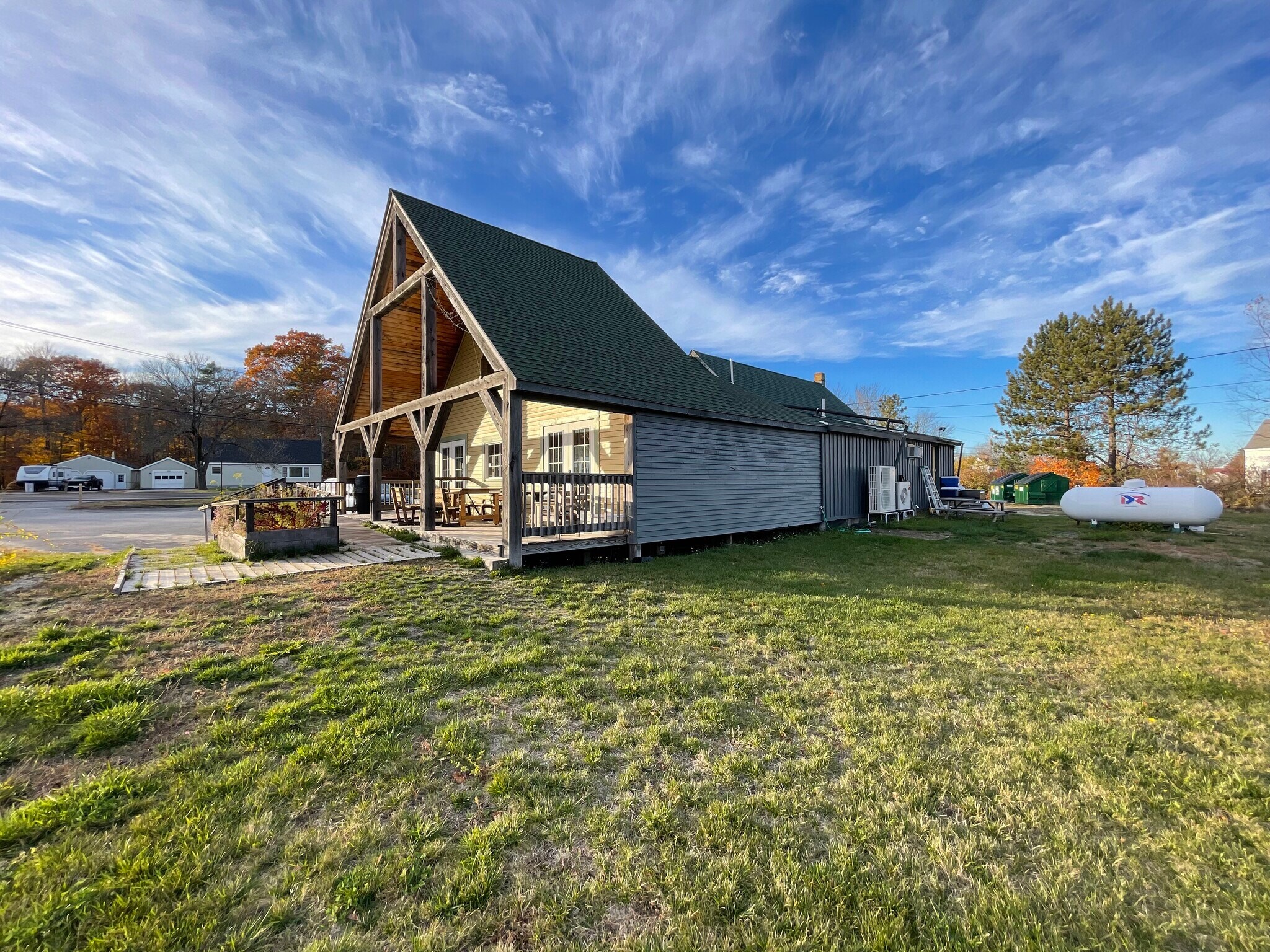 1055 Lewiston Rd, New Gloucester, ME à vendre Photo principale– Image 1 sur 16