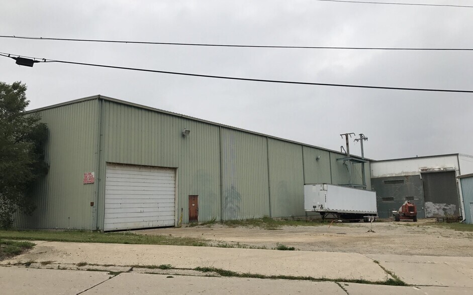 315 W Mill St, Beaver Dam, WI à louer - Photo de l’immeuble – Image 3 sur 43