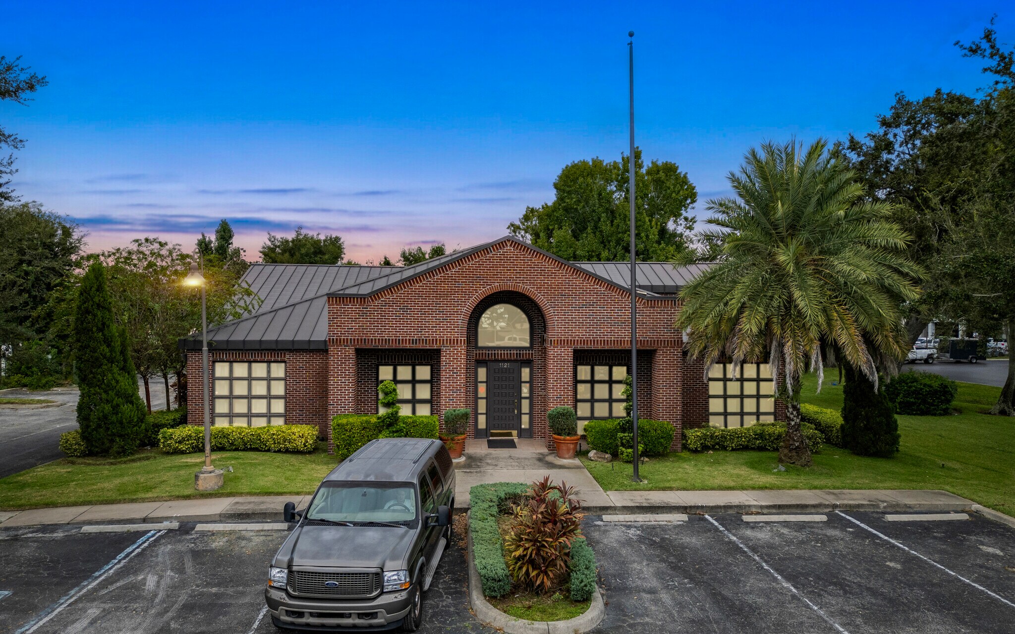 1121 1st St S, Winter Haven, FL à vendre Photo de l’immeuble– Image 1 sur 32