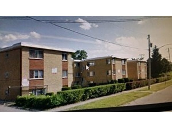 1117 Broadway Ave, North Chicago, IL à vendre Photo principale– Image 1 sur 6