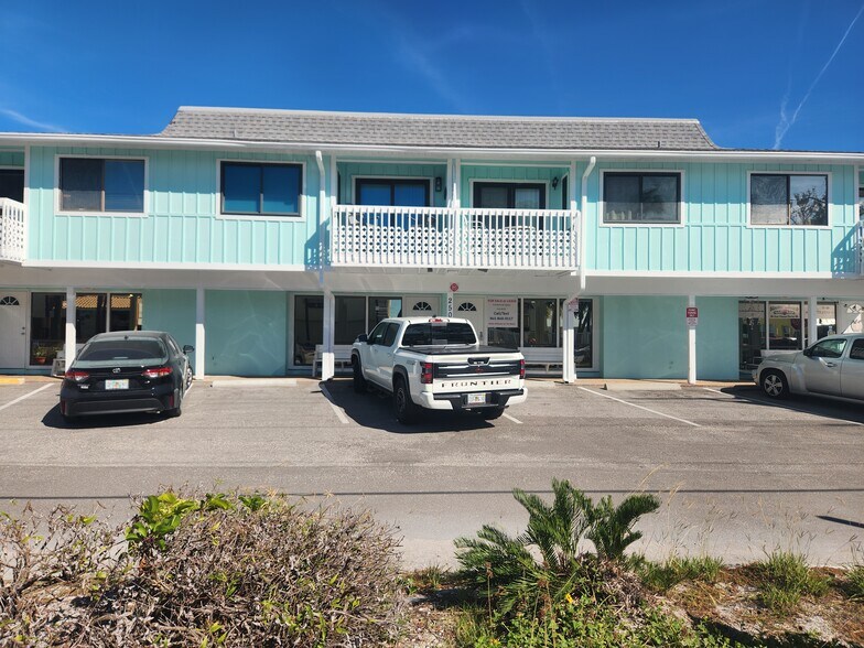 2501 Gulf Dr N, Bradenton Beach, Bradenton Beach, FL à vendre - Photo de l’immeuble – Image 3 sur 7